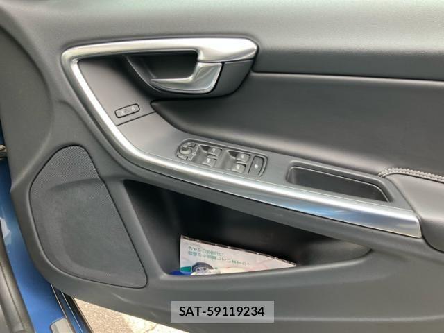 Volvo V60 2014-02 7226758-19