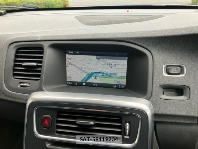 Volvo V60 2014-02 7226758-24