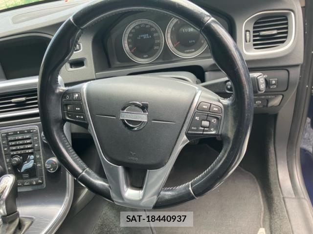 Volvo V60 2012-09 7252751-14