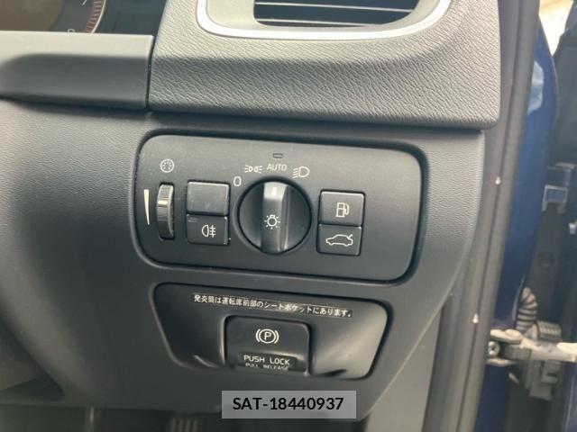 Volvo V60 2012-09 7252751-17