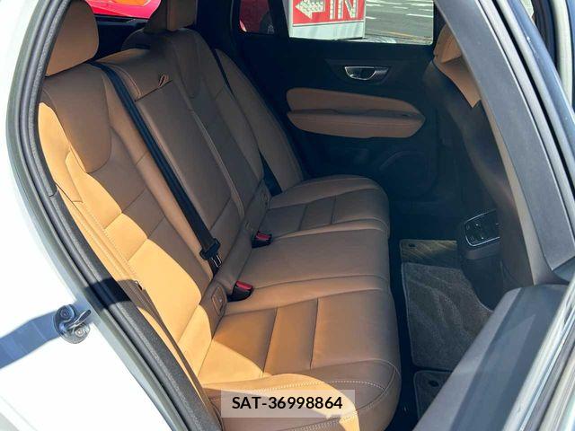 Volvo V60 2023-12 7252744-21
