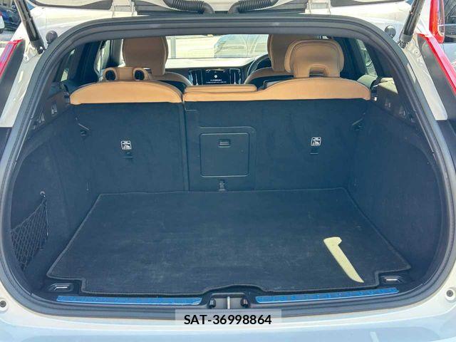 Volvo V60 2023-12 7252744-25
