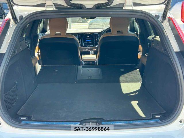 Volvo V60 2023-12 7252744-26