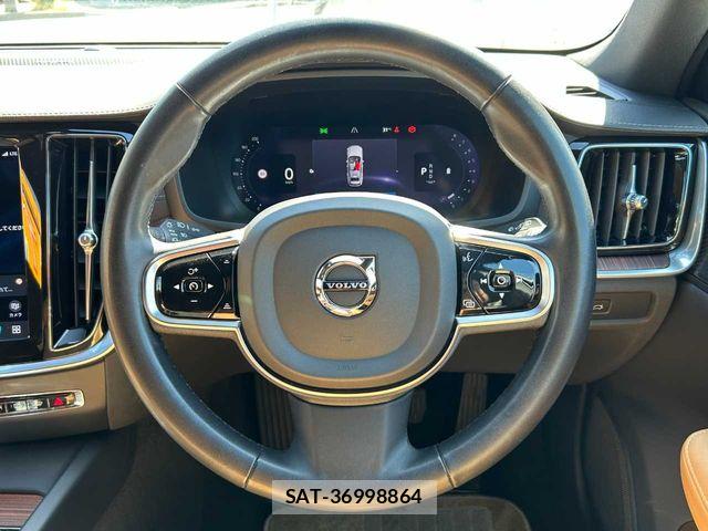 Volvo V60 2023-12 7252744-2