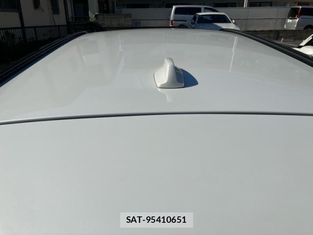 Volvo V60 2023-11 7273226-16