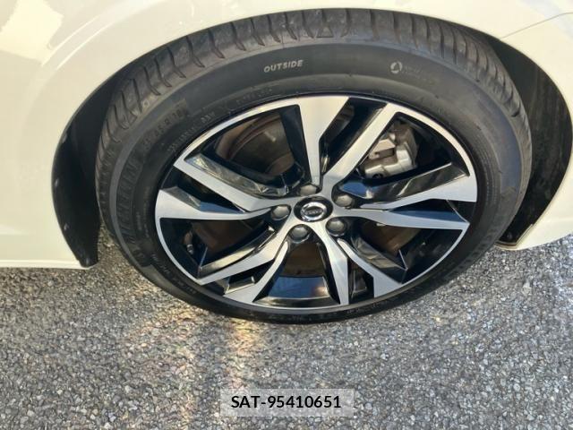 Volvo V60 2023-11 7273226-6