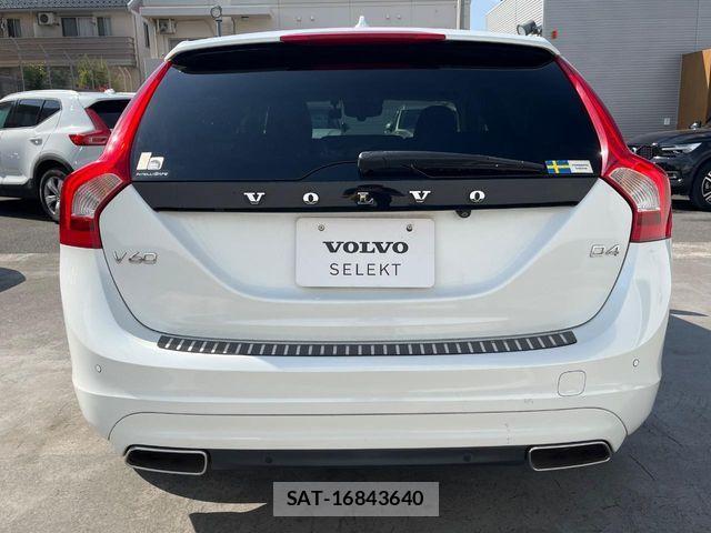 Volvo V60 2018-01 7273228-19