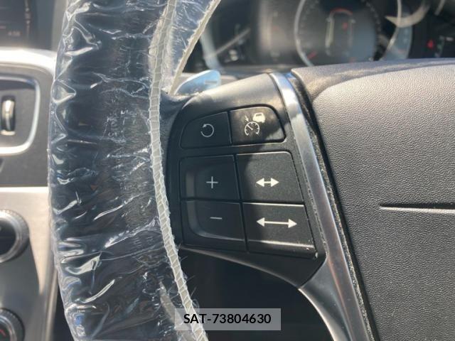 Volvo V60 2017-05 7273227-19