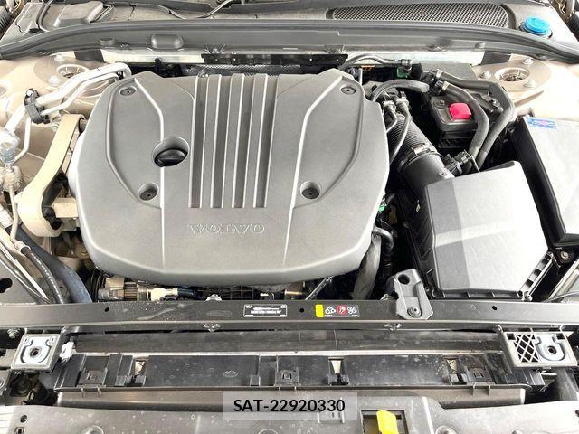 Volvo V60 2023-08 7330988-19