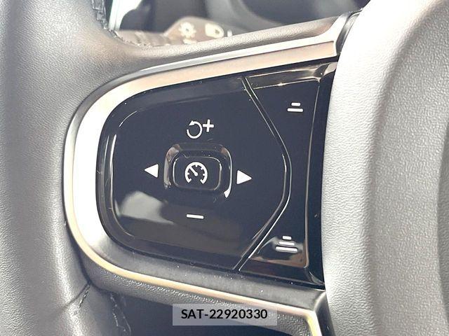 Volvo V60 2023-08 7330988-8