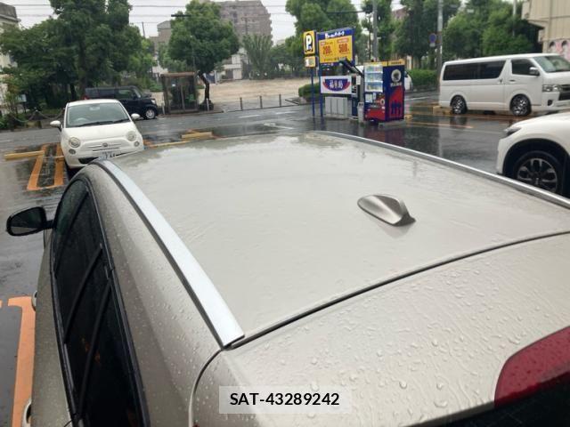 Volvo V60 2017-06 7330986-19