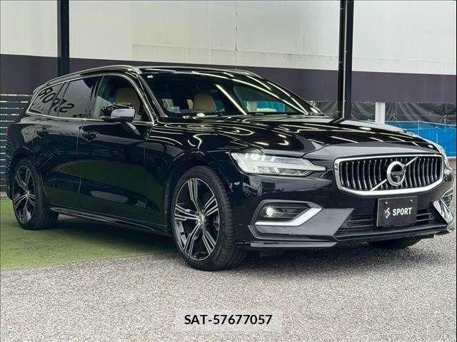 Volvo V60 2019-01 7360360-15