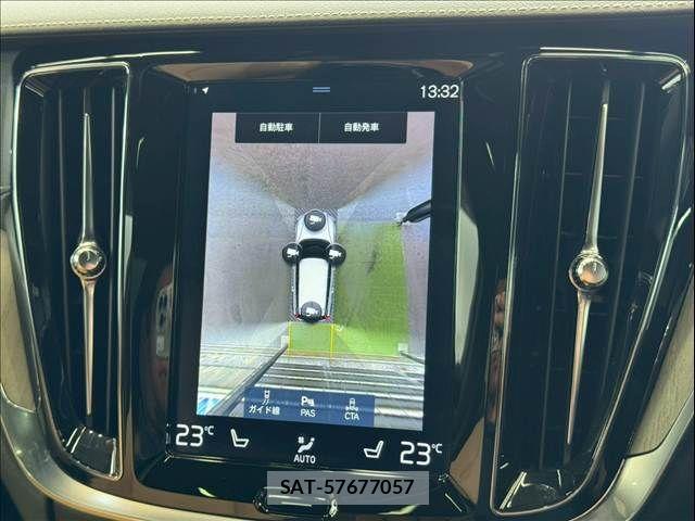Volvo V60 2019-01 7360360-5