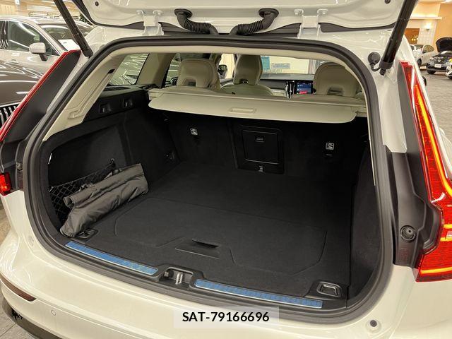 Volvo V60 2025-09 7360364-5