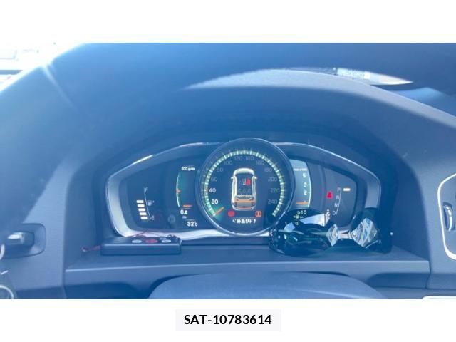 Volvo V60 2017-04 7394715-19