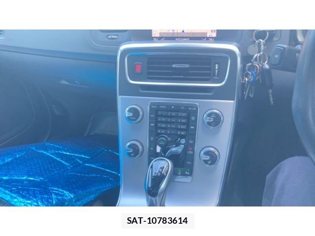 Volvo V60 2017-04 7394715-20