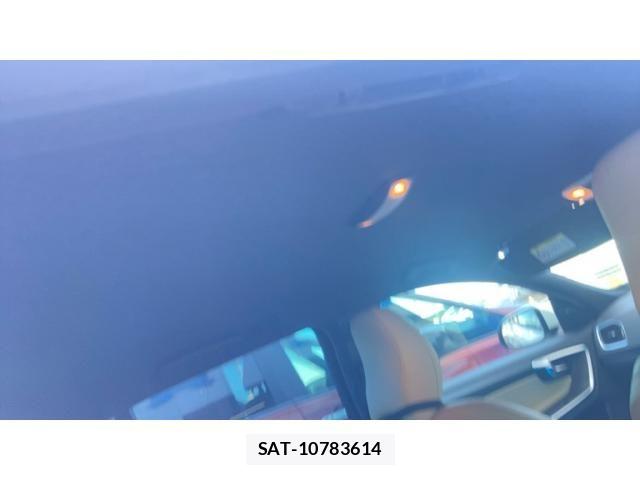 Volvo V60 2017-04 7394715-26