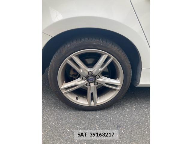 Volvo V60 2015-11 7458685-9