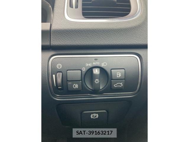 Volvo V60 2015-11 7458685-16