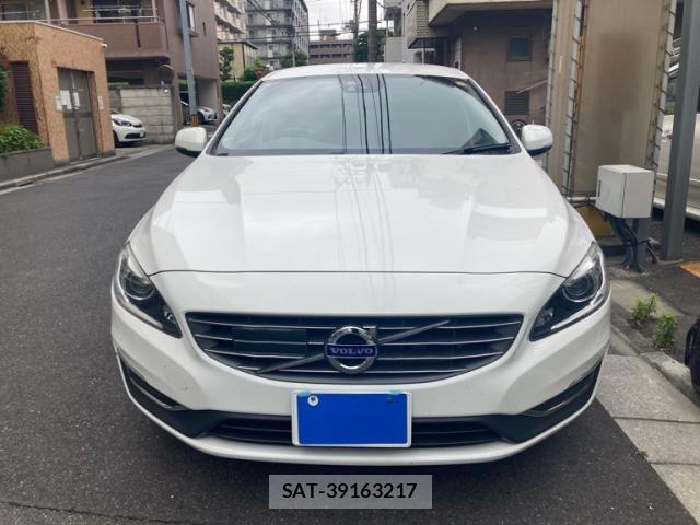 Volvo V60 2015-11 7458685-1