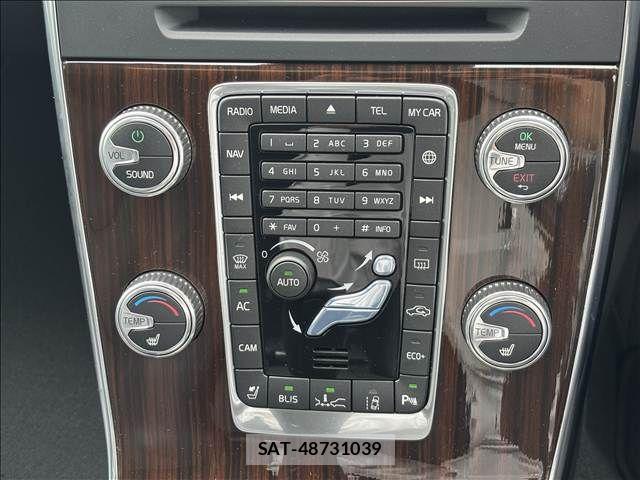 Volvo V60 2017-11 7458682-12