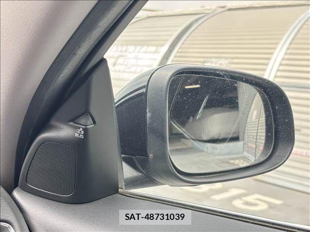 Volvo V60 2017-11 7458682-15
