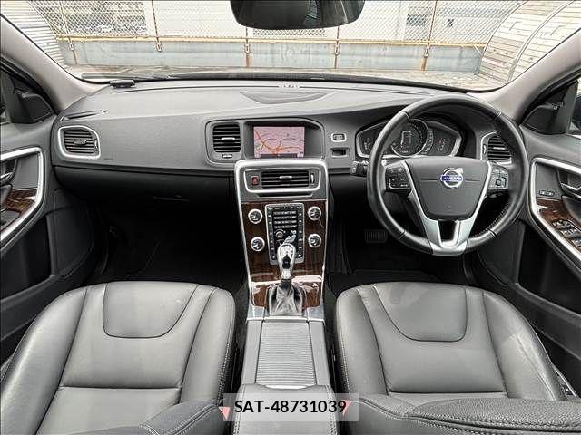 Volvo V60 2017-11 7458682-1