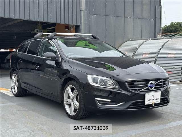 Volvo V60 2017-11 7458682-21