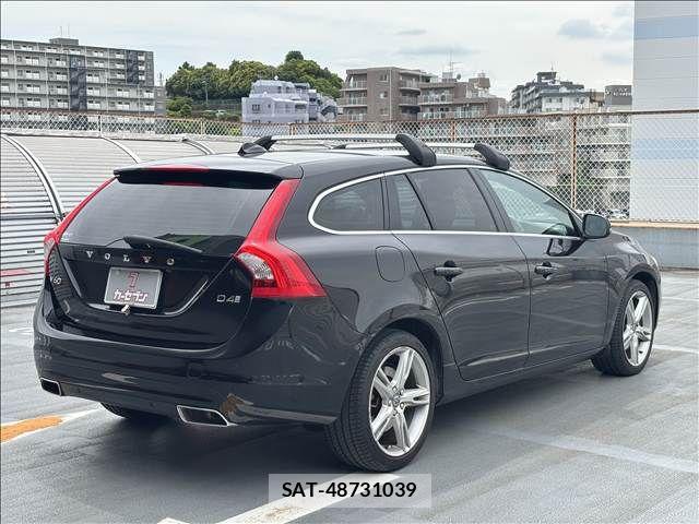 Volvo V60 2017-11 7458682-22