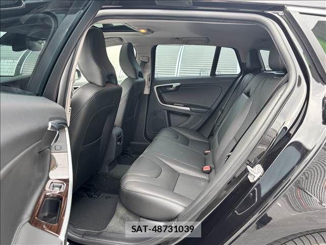 Volvo V60 2017-11 7458682-6