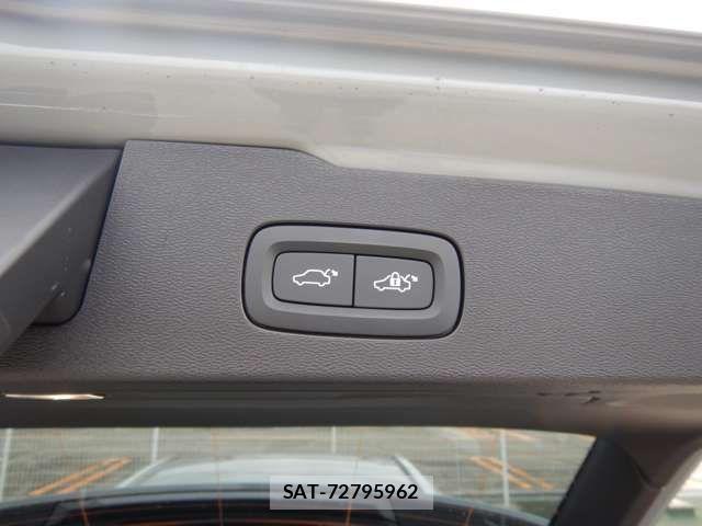 Volvo V60 2025-09 7458683-12