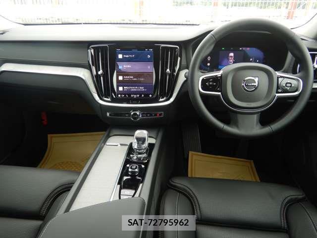 Volvo V60 2025-09 7458683-5