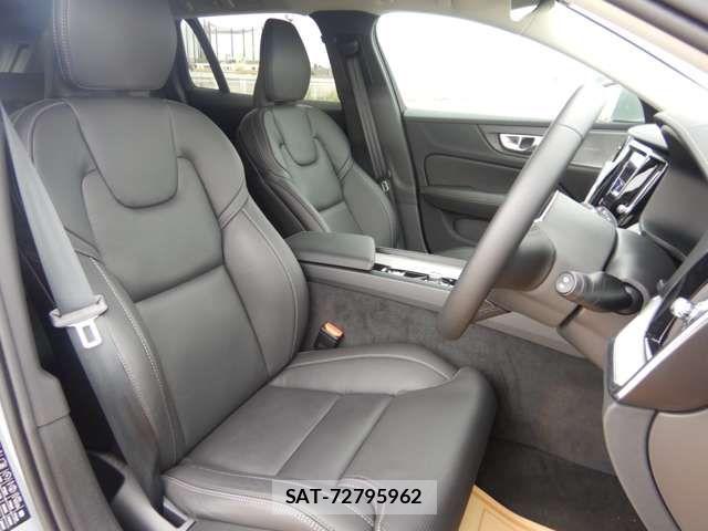 Volvo V60 2025-09 7458683-6