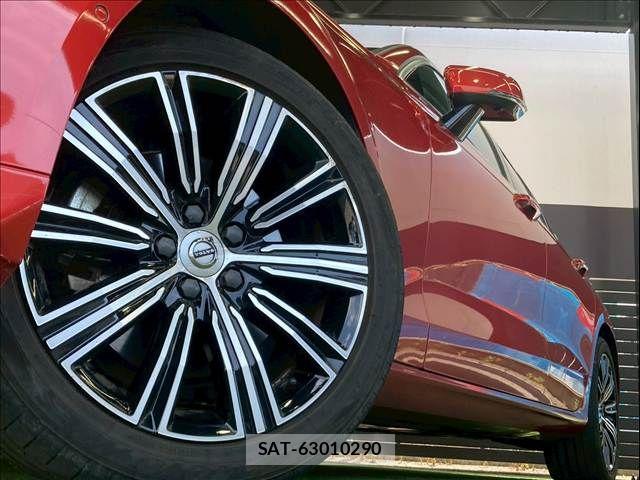 Volvo V60 2019-06 7503548-18