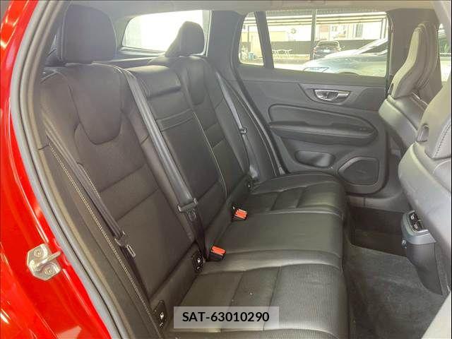 Volvo V60 2019-06 7503548-6