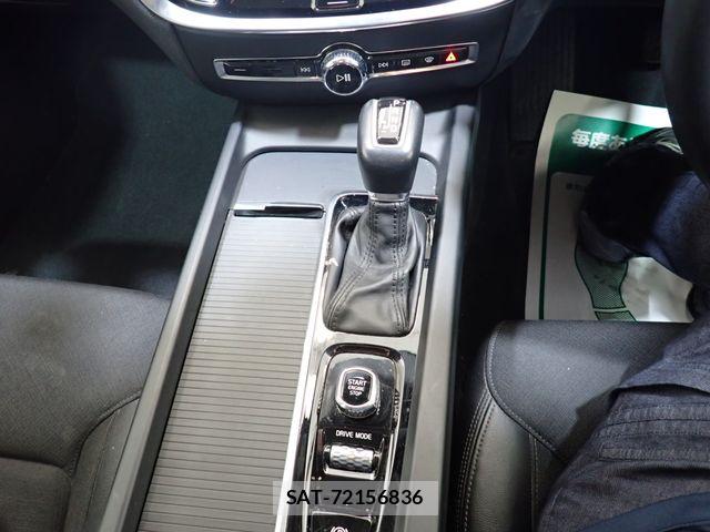 Volvo V60 2019-06 7503544-15