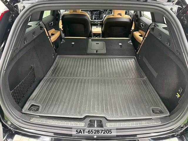 Volvo V60 2019-07 7503546-10