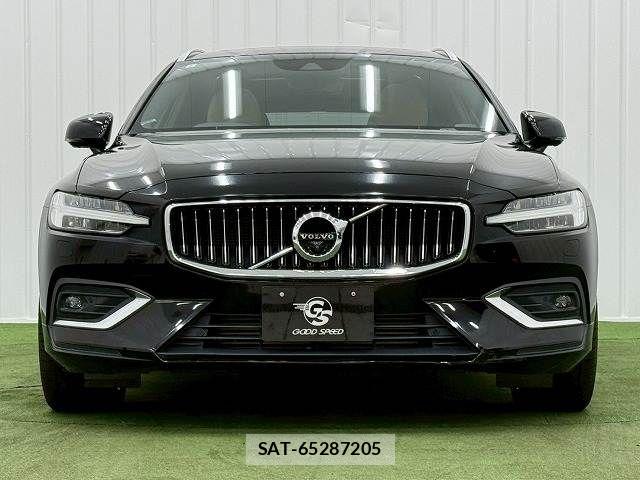Volvo V60 2019-07 7503546-11