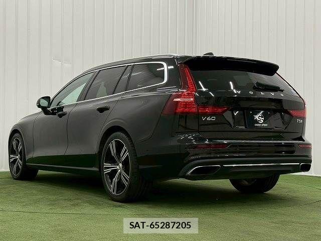 Volvo V60 2019-07 7503546-16