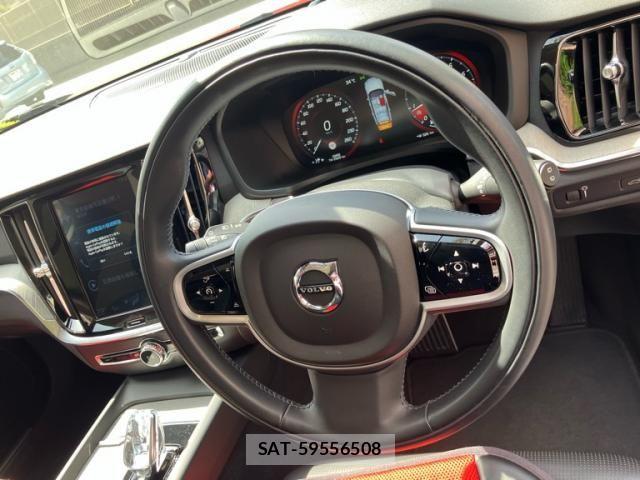 Volvo V60 2021-06 7510390-15