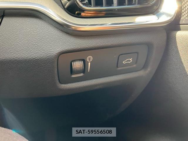 Volvo V60 2021-06 7510390-29
