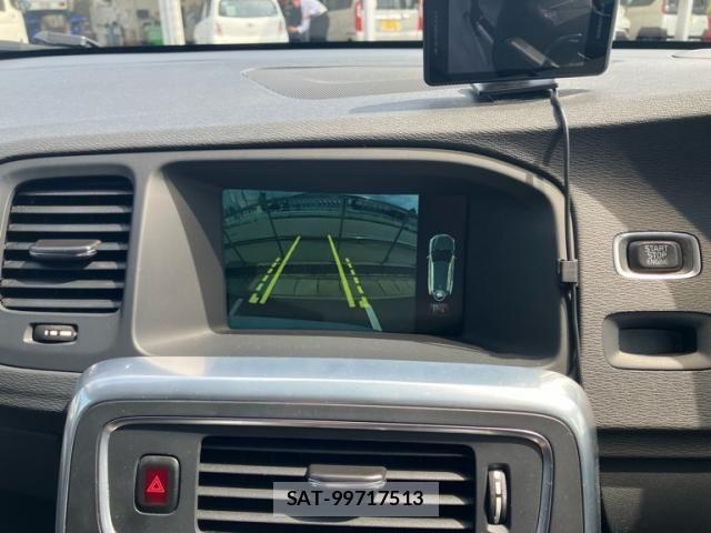 Volvo V60 2016-03 7621145-19