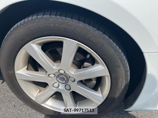 Volvo V60 2016-03 7621145-2