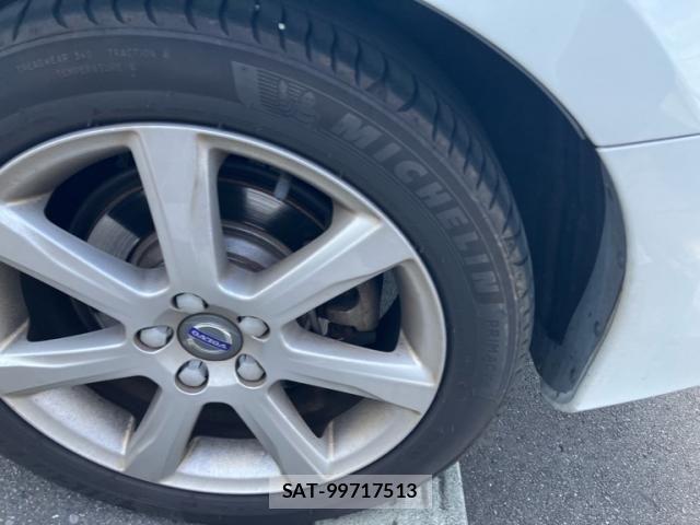 Volvo V60 2016-03 7621145-7