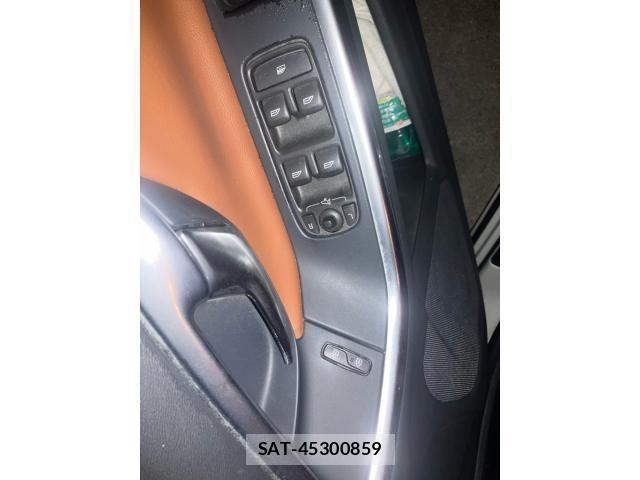 Volvo V60 2013-09 7621147-15