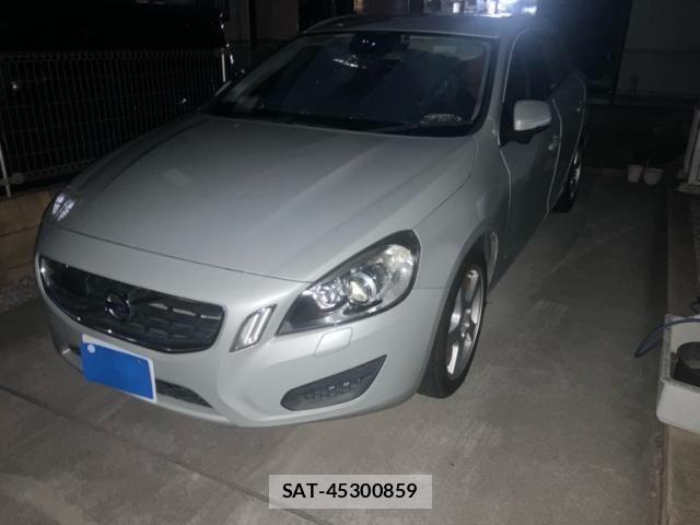 Volvo V60 2013-09 7621147-2