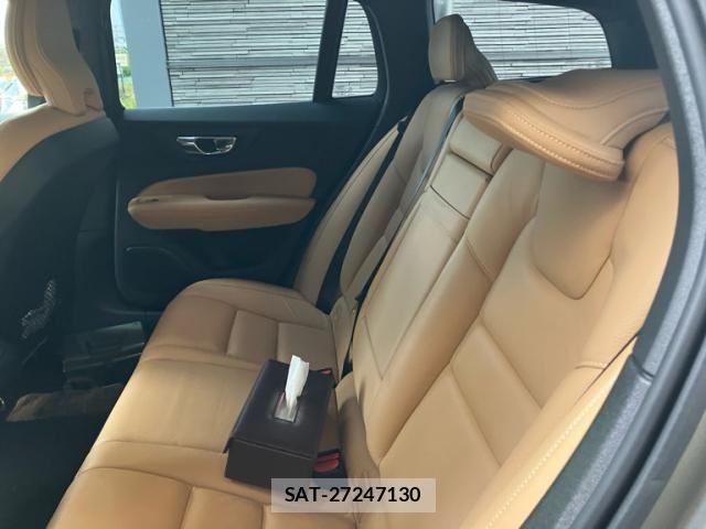 Volvo V60 2019-07 7621143-14