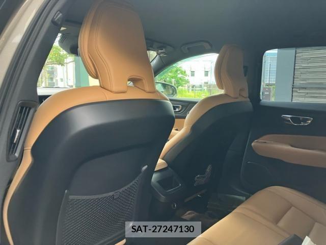 Volvo V60 2019-07 7621143-15