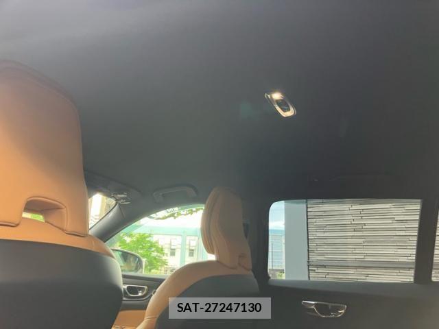 Volvo V60 2019-07 7621143-17
