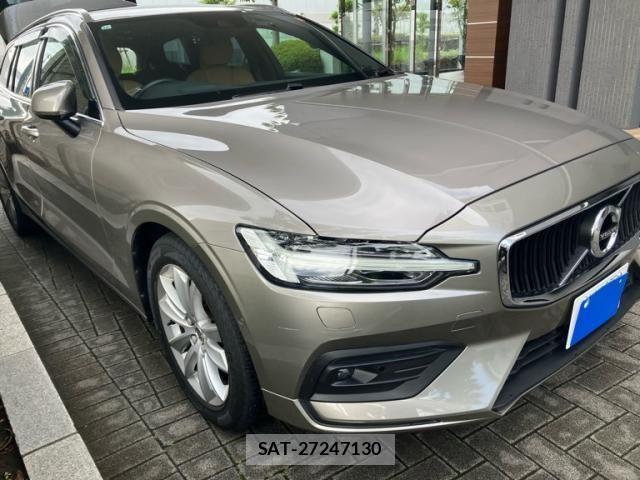 Volvo V60 2019-07 7621143-1